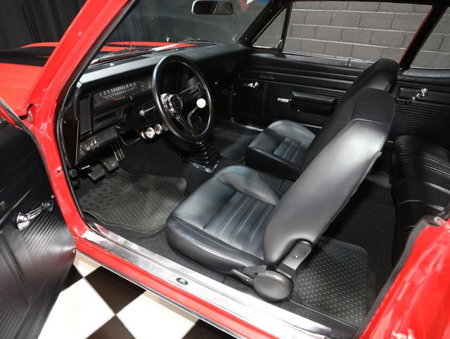 1972 Chevrolet Nova BLACK RACING STRIPES - 4 Speed - 23056673 - 2