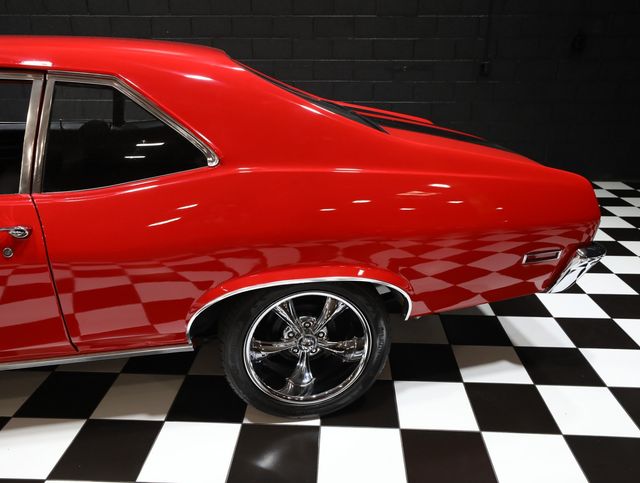 1972 Chevrolet Nova BLACK RACING STRIPES - 4 Speed - 23056673 - 30