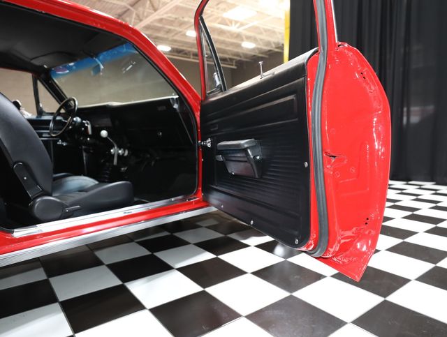 1972 Chevrolet Nova BLACK RACING STRIPES - 4 Speed - 23056673 - 39