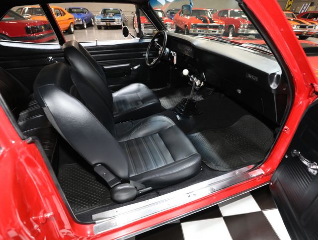 1972 Chevrolet Nova BLACK RACING STRIPES - 4 Speed - 23056673 - 41