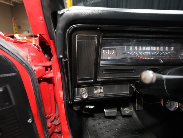 1972 Chevrolet Nova BLACK RACING STRIPES - 4 Speed - 23056673 - 57