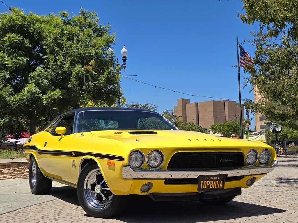 1972 Dodge Challenger R/T 440 SIX PACK - 22556238 - 1