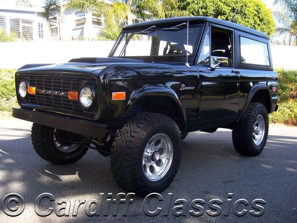 1972 Ford Bronco Half Cab - 11939704 - 0