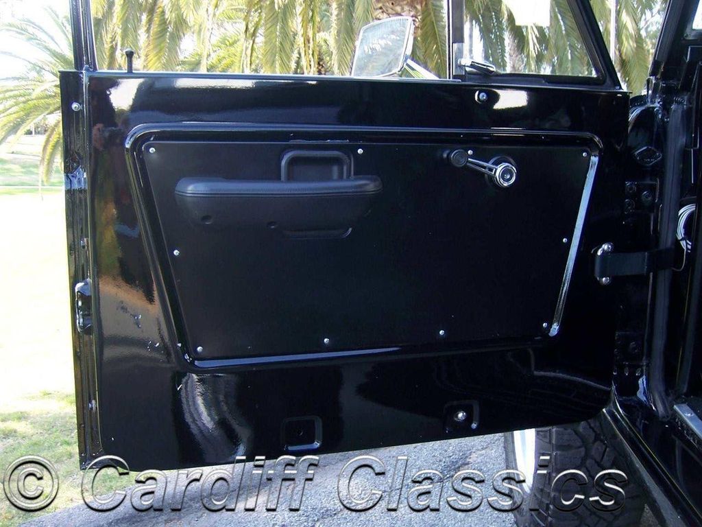 1972 Ford Bronco Half Cab - 11939704 - 19