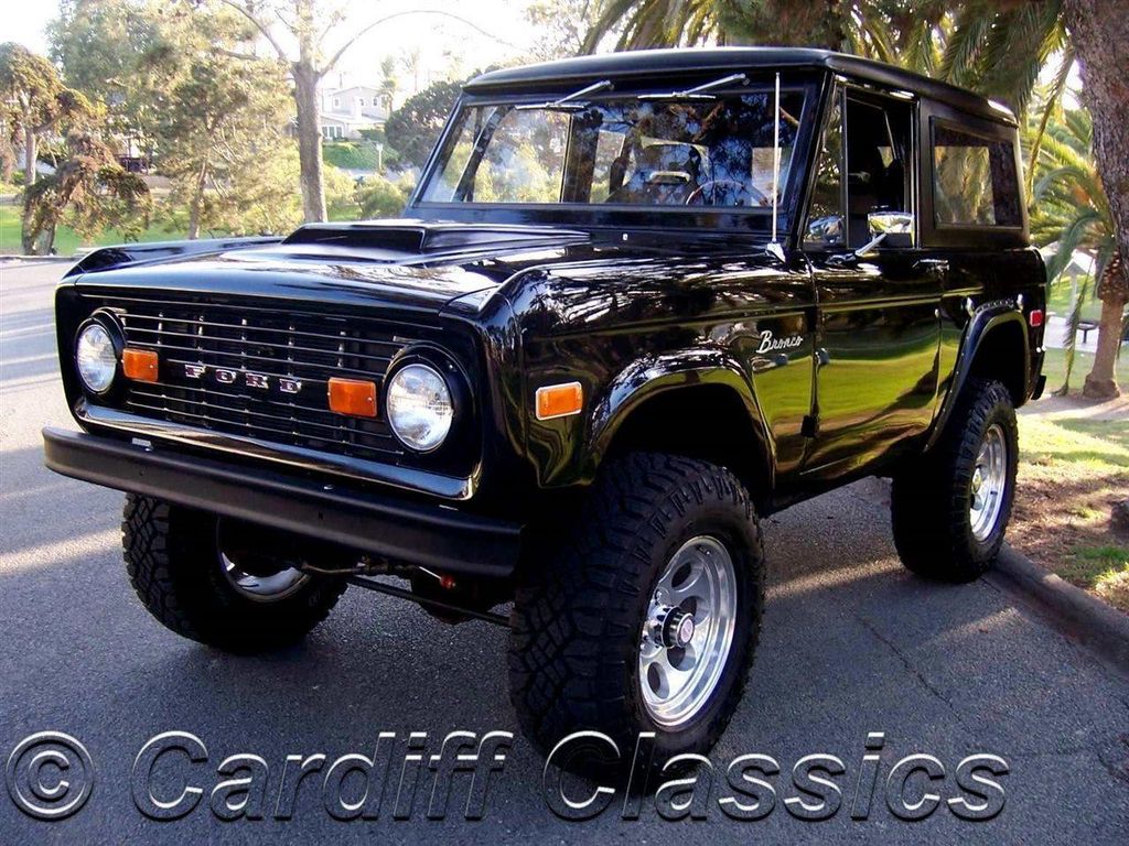 1972 Ford Bronco Half Cab - 11939704 - 24