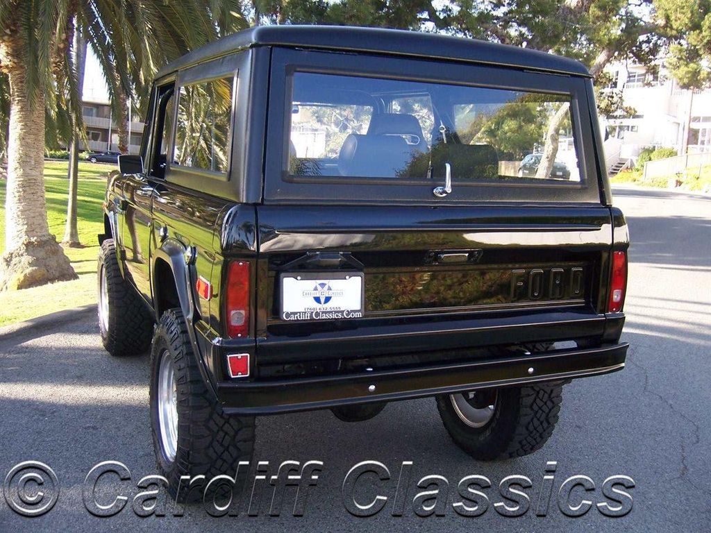 1972 Ford Bronco Half Cab - 11939704 - 3