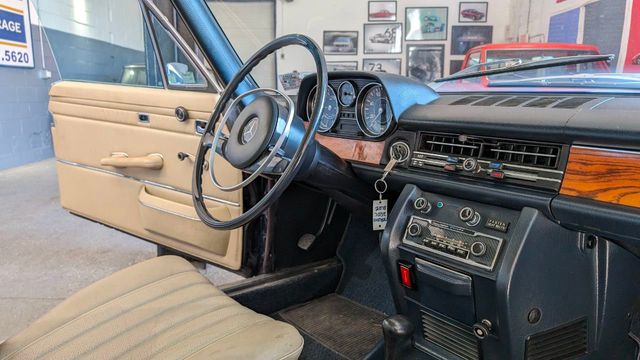 1972 Mercedes-Benz 250C W114 Coupe For Sale - 22258713 - 70
