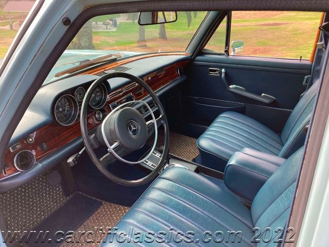 1972 Mercedes-Benz 280 SE 4.5  - 21074270 - 19