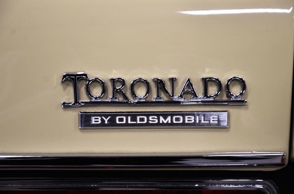 1972 Oldsmobile Toronado  - 21711013 - 9