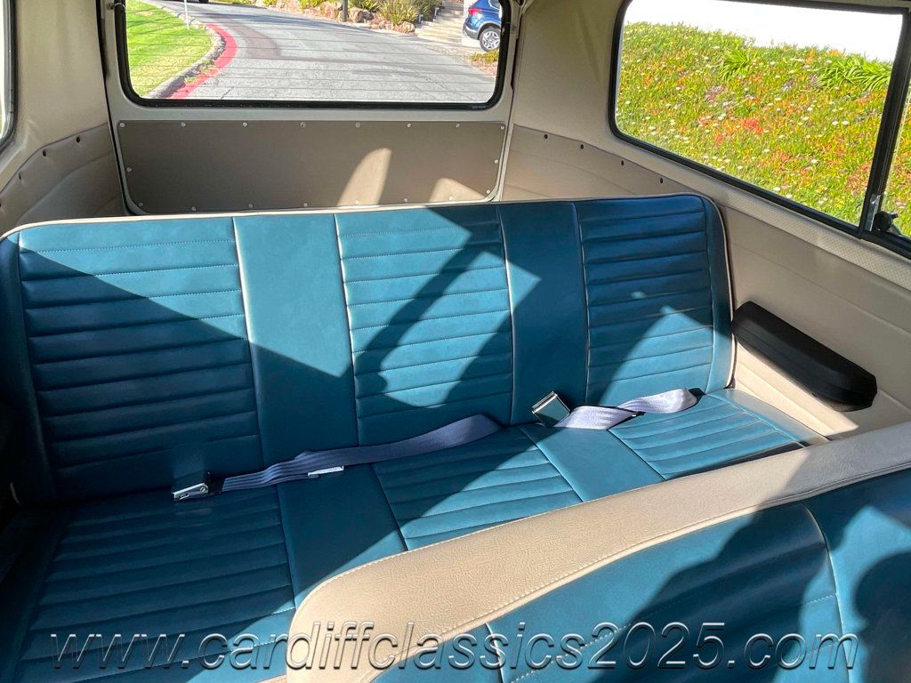 1972 Volkswagen Bay Window Bus  - 22819640 - 16