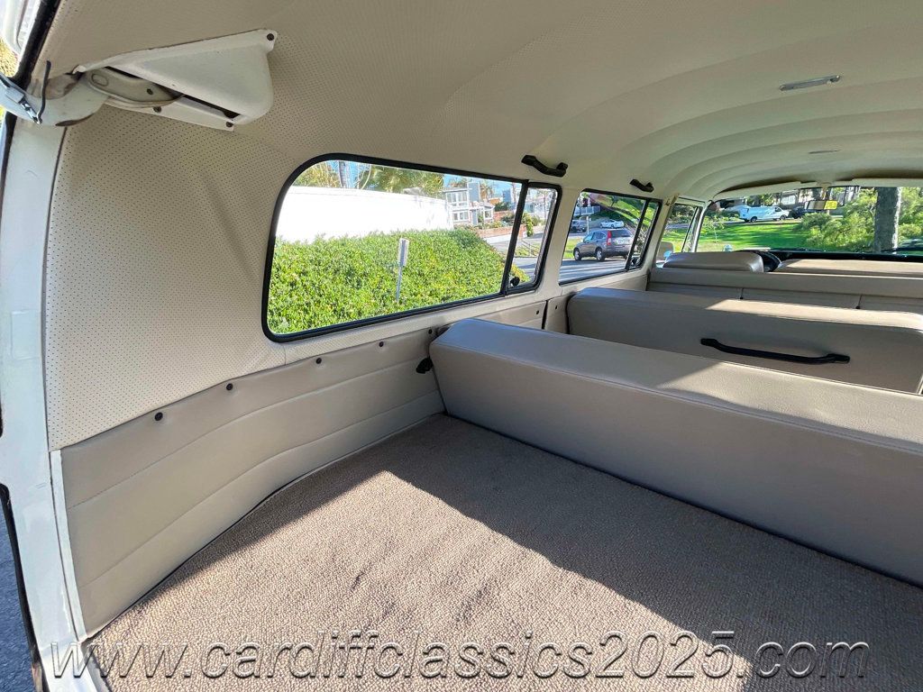 1972 Volkswagen Bay Window Bus  - 22819640 - 19