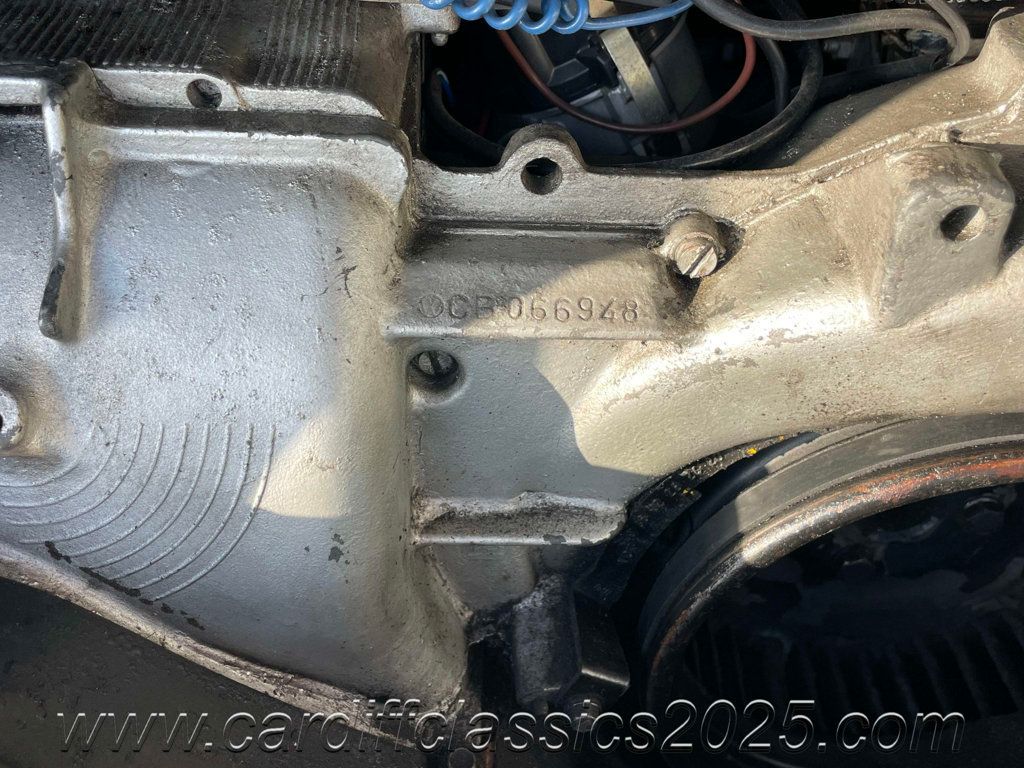 1972 Volkswagen Bay Window Bus  - 22819640 - 34