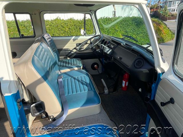 1972 Volkswagen Bay Window Bus  - 22819640 - 48