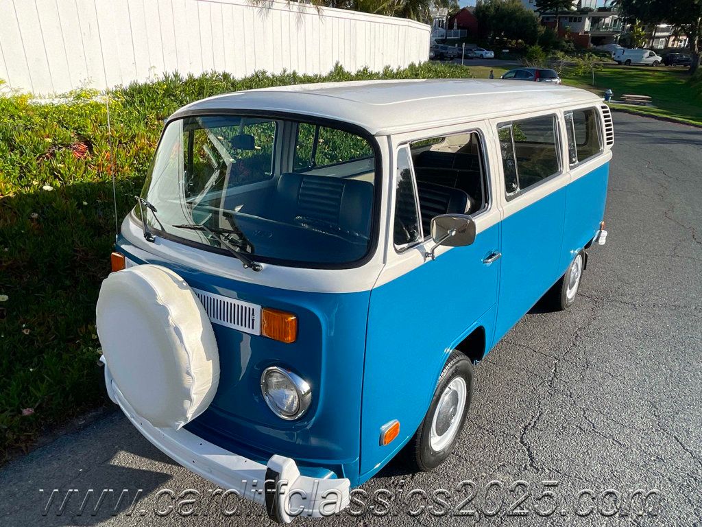 1972 Volkswagen Bay Window Bus  - 22819640 - 62