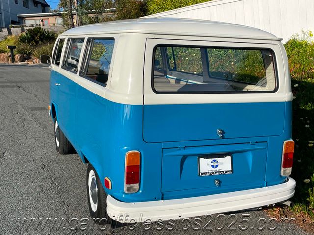 1972 Volkswagen Bay Window Bus  - 22819640 - 68