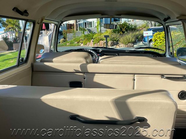 1972 Volkswagen Bay Window Bus  - 22819640 - 76