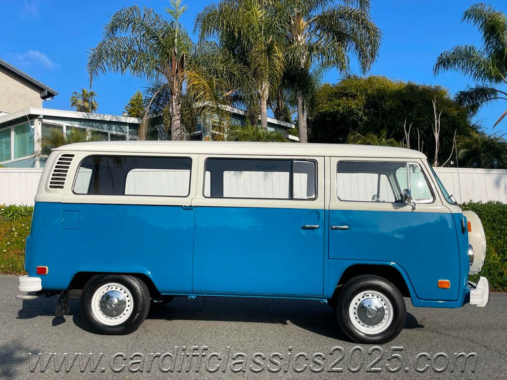 1972 Volkswagen Bay Window Bus  - 22819640 - 7