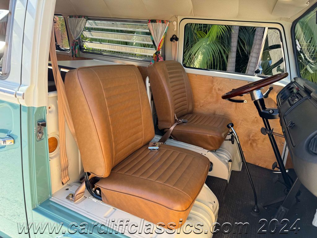 1972 Volkswagen Bus  - 22672966 - 17