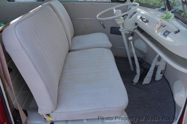 1972 Volkswagen Bus Restored - 22976944 - 9