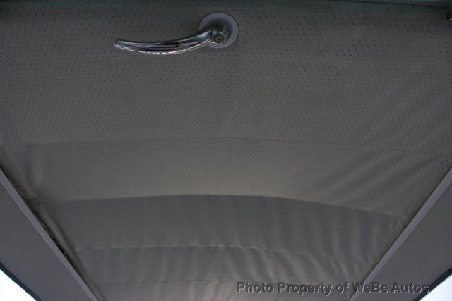 1972 Volkswagen Bus Restored - 22976944 - 66