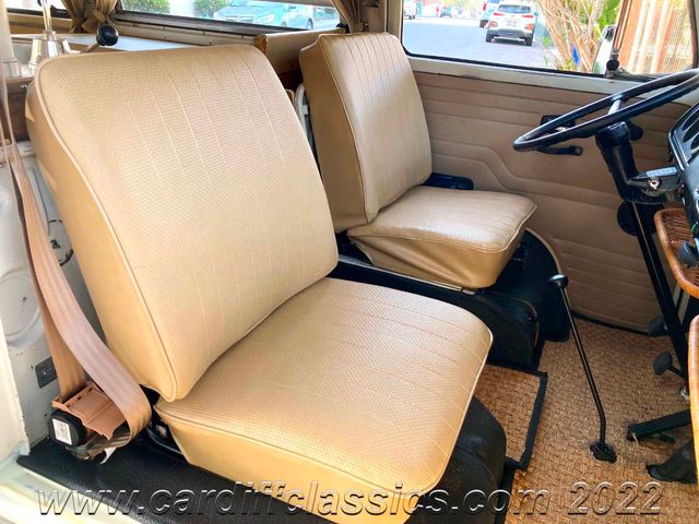 1972 Volkswagen Bus Tin Top Camper  - 21379467 - 15