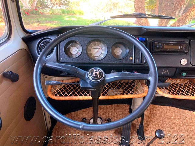 1972 Volkswagen Bus Tin Top Camper  - 21379467 - 17