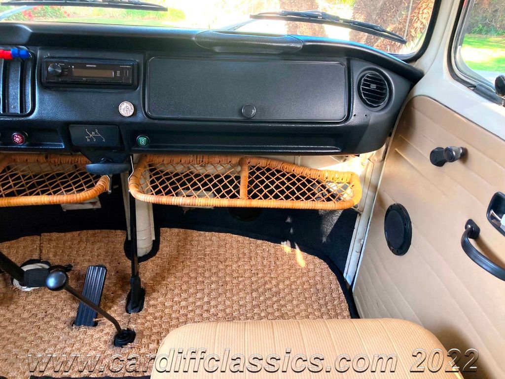 1972 Volkswagen Bus Tin Top Camper  - 21379467 - 19