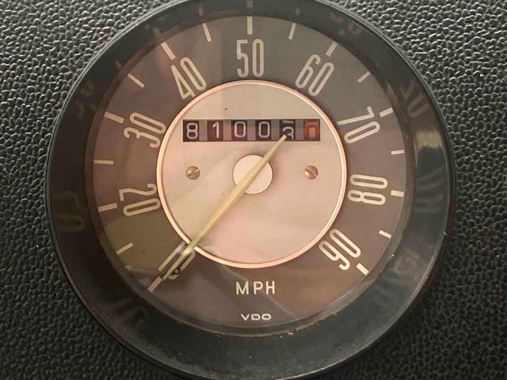 1972 Volkswagen Bus Tin Top Camper  - 21379467 - 20