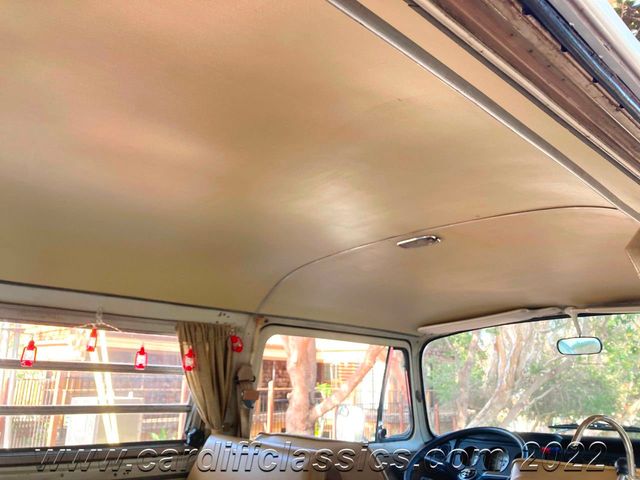 1972 Volkswagen Bus Tin Top Camper  - 21379467 - 27