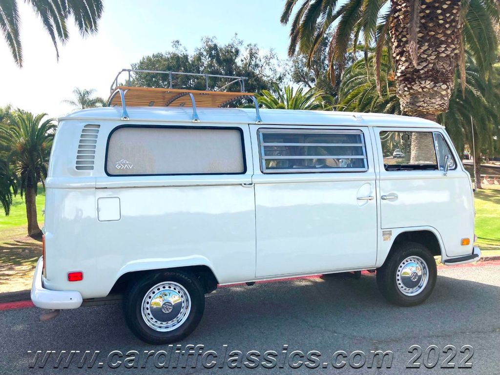 1972 Volkswagen Bus Tin Top Camper  - 21379467 - 35