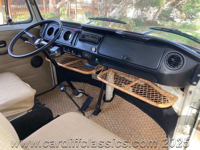 1972 Volkswagen Westfalia Tin-Top Camper  - 22689052 - 13