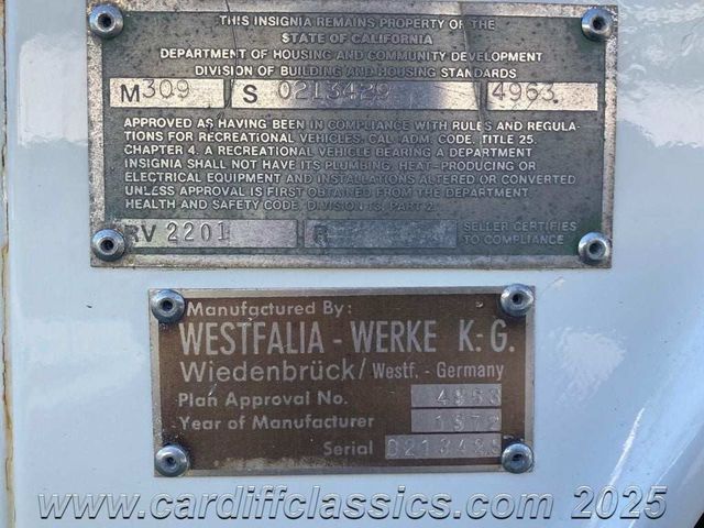 1972 Volkswagen Westfalia Tin-Top Camper  - 22689052 - 23