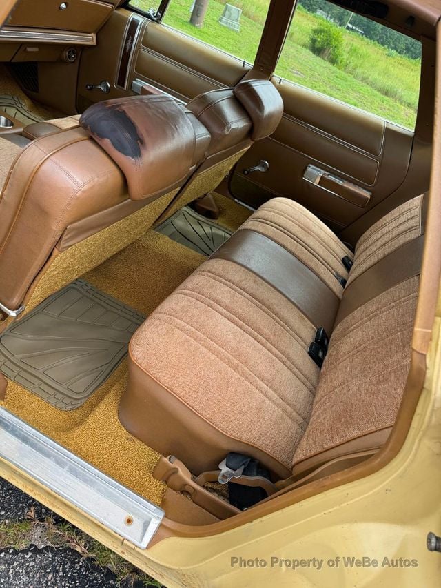 1973 Chrysler Town & Country For Sale  - 22887372 - 14
