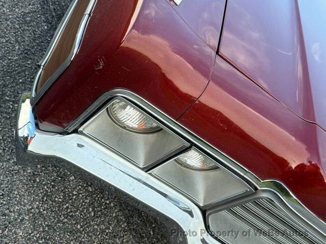 1973 Chrysler Town & Country Station Wagon For Sale - 22888326 - 13