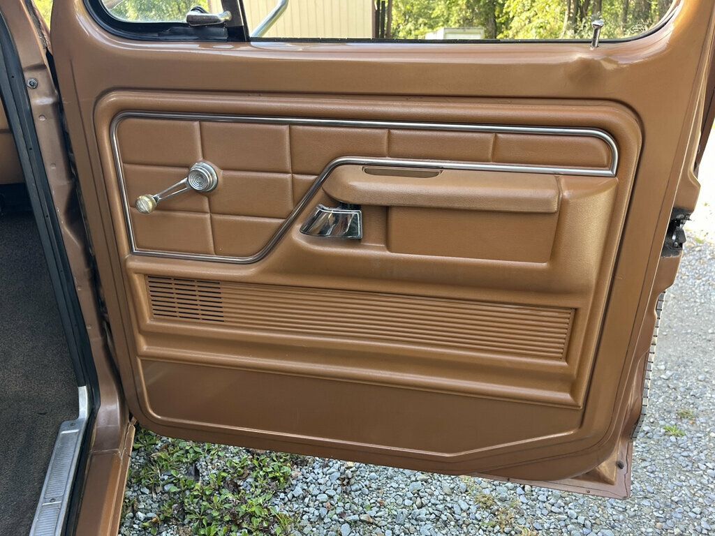 1973 Ford F250 Regular Cab Long Bed Ranger Camper Special - 23066489 - 32