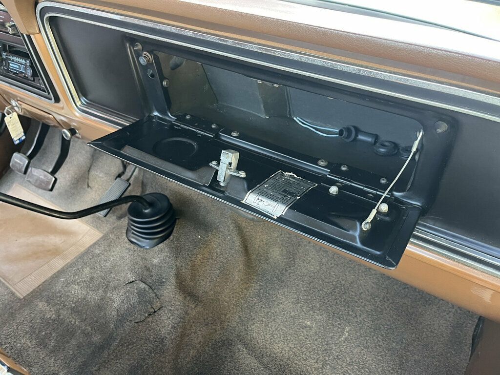 1973 Ford F250 Regular Cab Long Bed Ranger Camper Special - 23066489 - 37