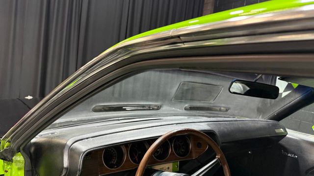 1973 Plymouth Barracuda AAR REPLICA - 340 - 4 SPEED - SIGNED BY DAN GURNEY - 22978227 - 38