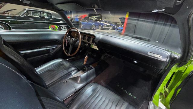 1973 Plymouth Barracuda AAR REPLICA - 340 - 4 SPEED - SIGNED BY DAN GURNEY - 22978227 - 59