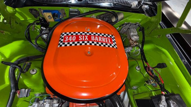 1973 Plymouth Barracuda AAR REPLICA - 340 - 4 SPEED - SIGNED BY DAN GURNEY - 22978227 - 75