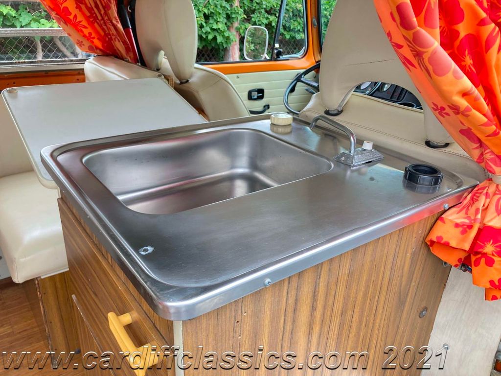 1973 Volkswagen Type 2 Westfalia Campmobile  - 20988367 - 21