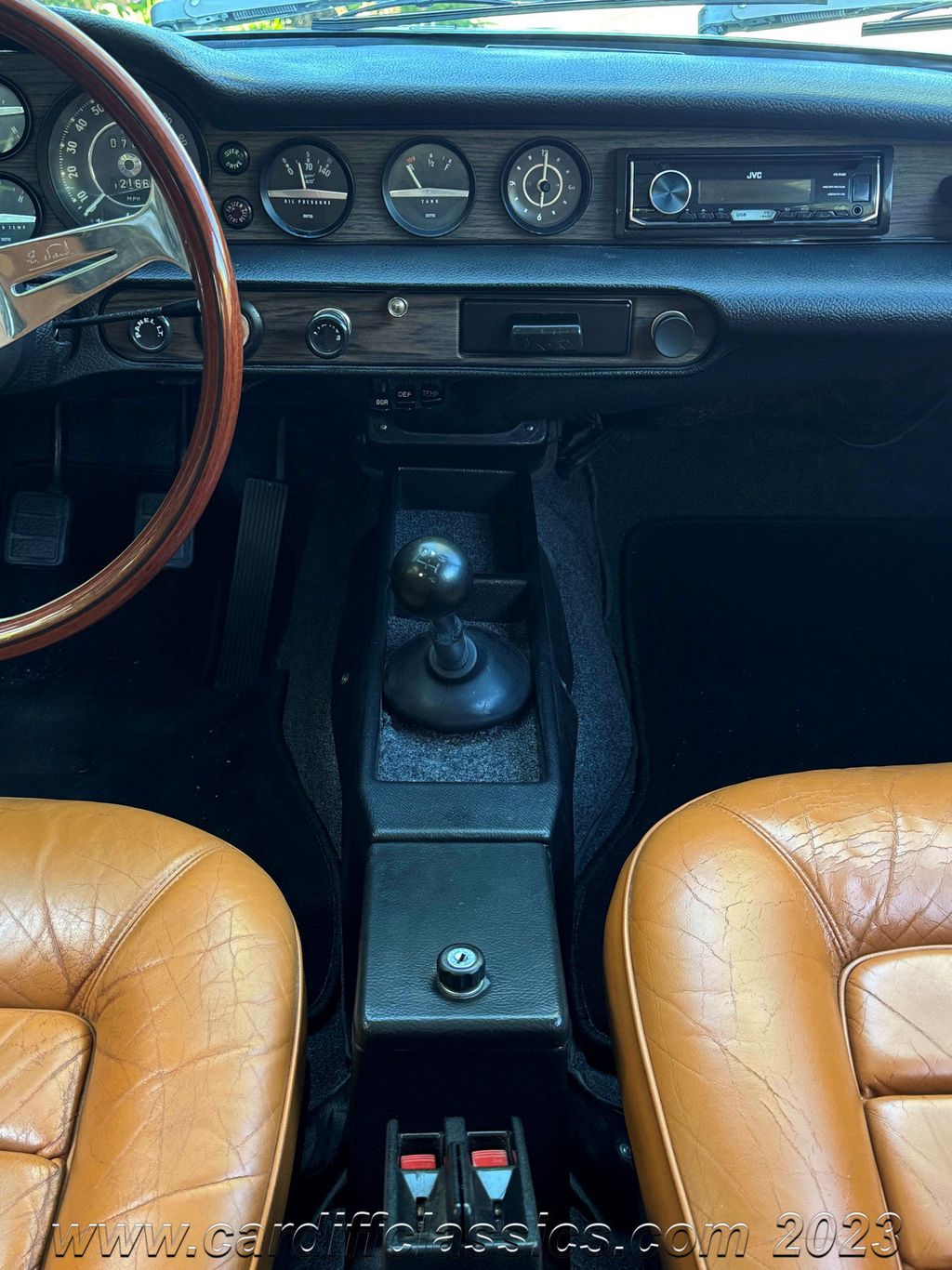 1973 Volvo 1800ES  - 22198800 - 19