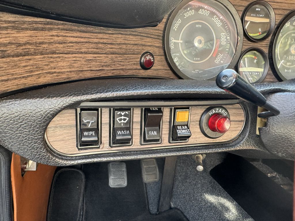 1973 Volvo 1800ES  - 22198800 - 23