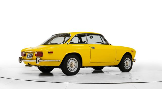 1974 Alfa Romeo GT Veloce 1974 ALFA ROMEO GT VELOCE - 23096649 - 6