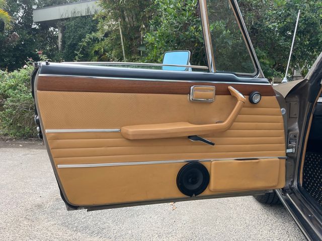 1974 BMW 3.0CS  - 21584494 - 27