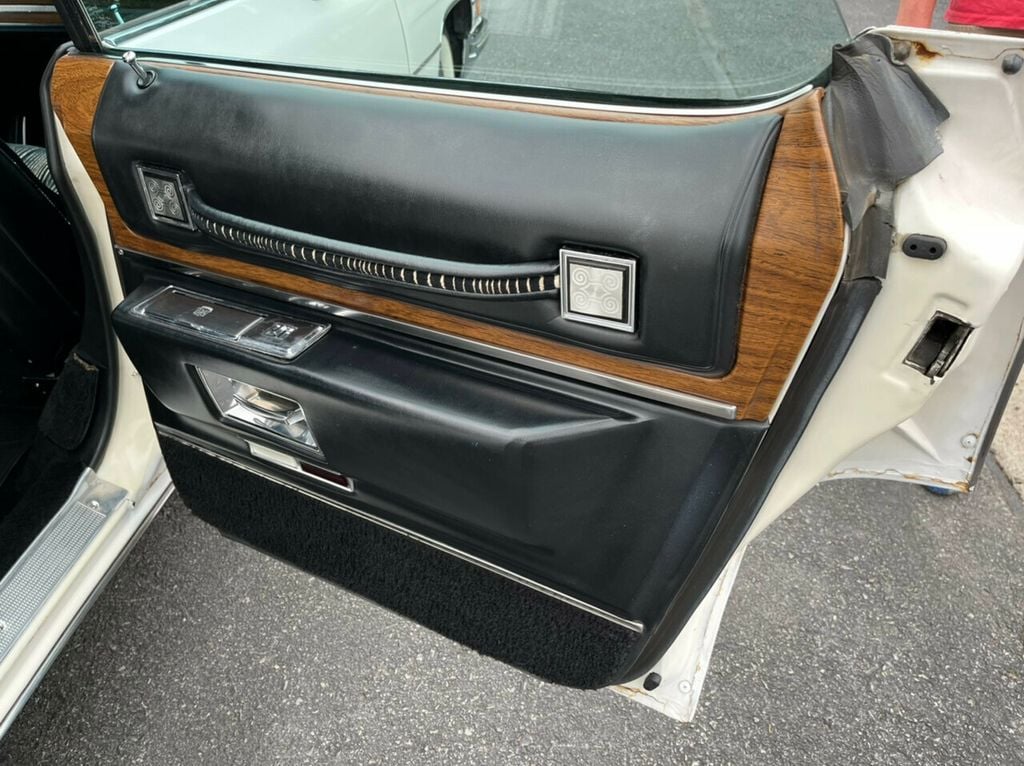 1974 Cadillac Sedan DeVille  - 21850818 - 19