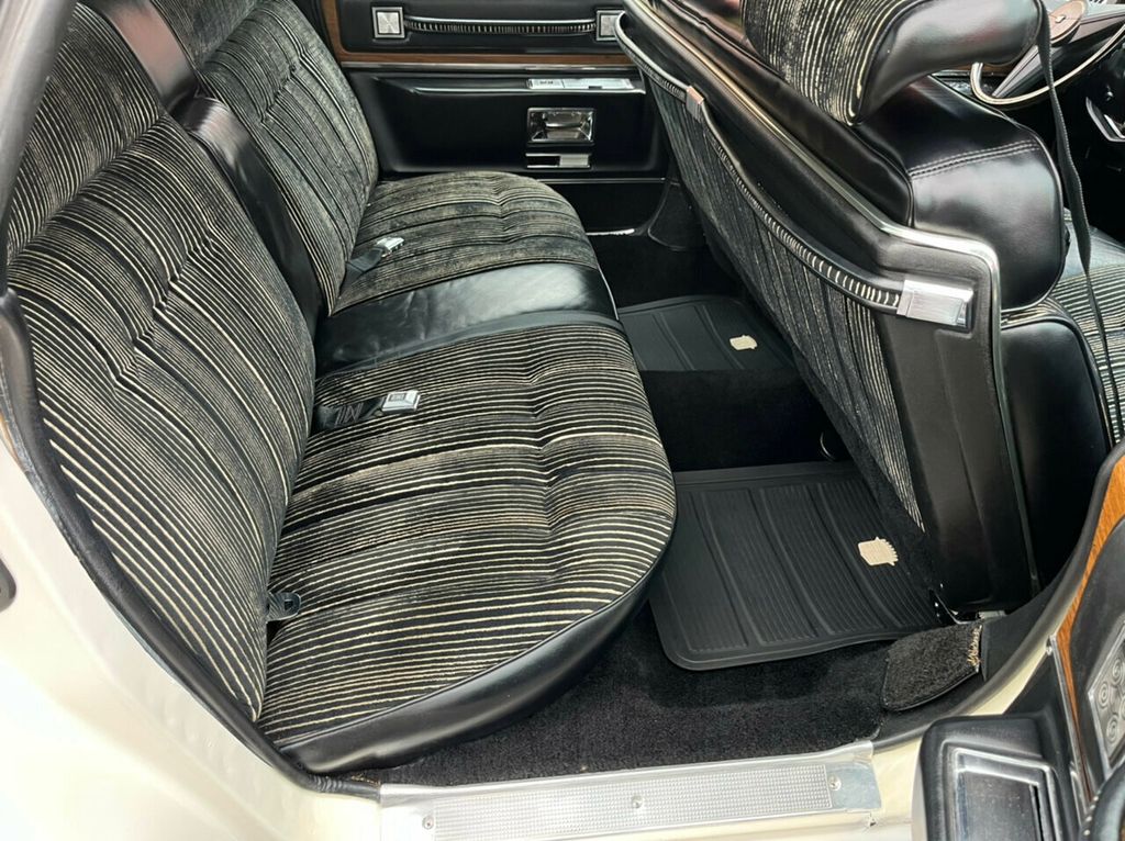 1974 Cadillac Sedan DeVille  - 21850818 - 22