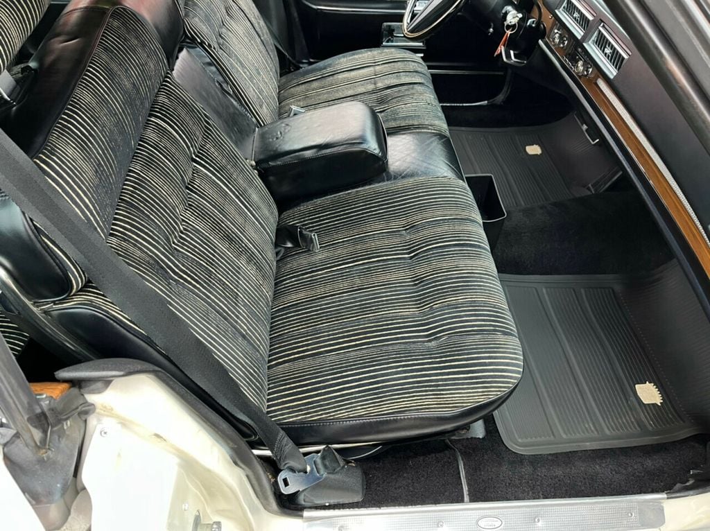 1974 Cadillac Sedan DeVille  - 21850818 - 26