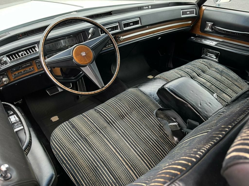 1974 Cadillac Sedan DeVille  - 21850818 - 30