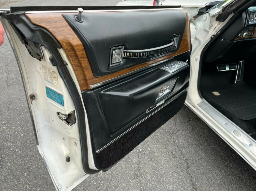 1974 Cadillac Sedan DeVille  - 21850818 - 34