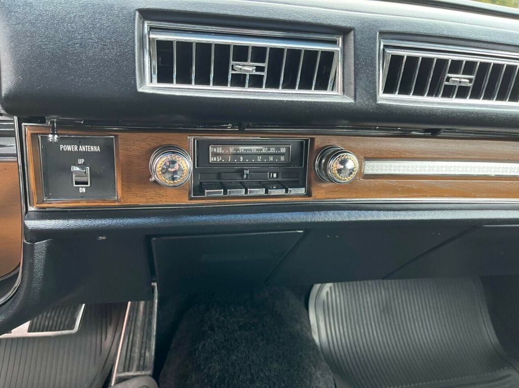 1974 Cadillac Sedan DeVille  - 21850818 - 40